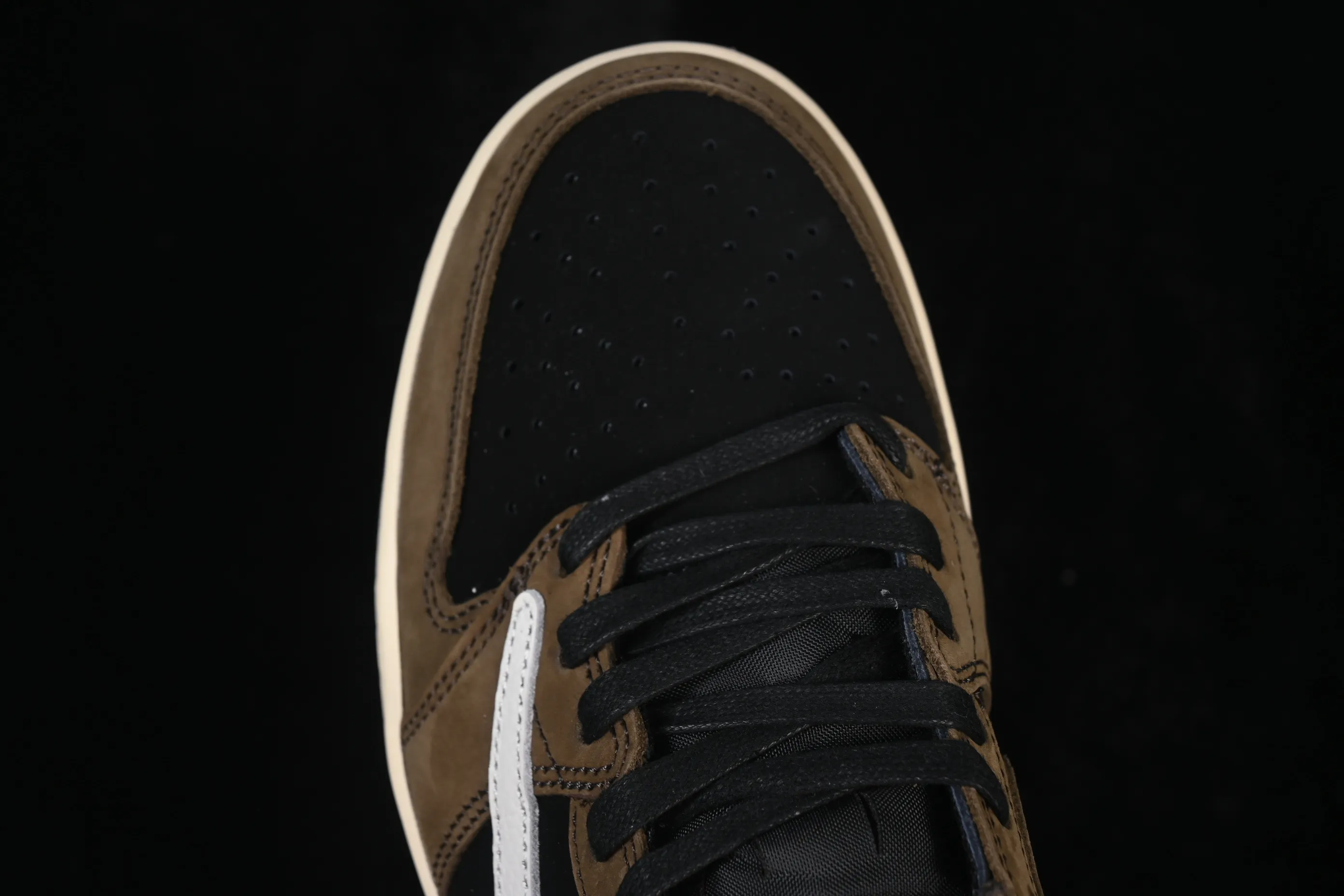 All categories Air Jordan Jordan series basketball shoes Air Jordan 1 Low ZG version Travis Scott x Air Jordan 1 Low OG AJ1 Joe 1 undercut low top full head layer CQ4277-001